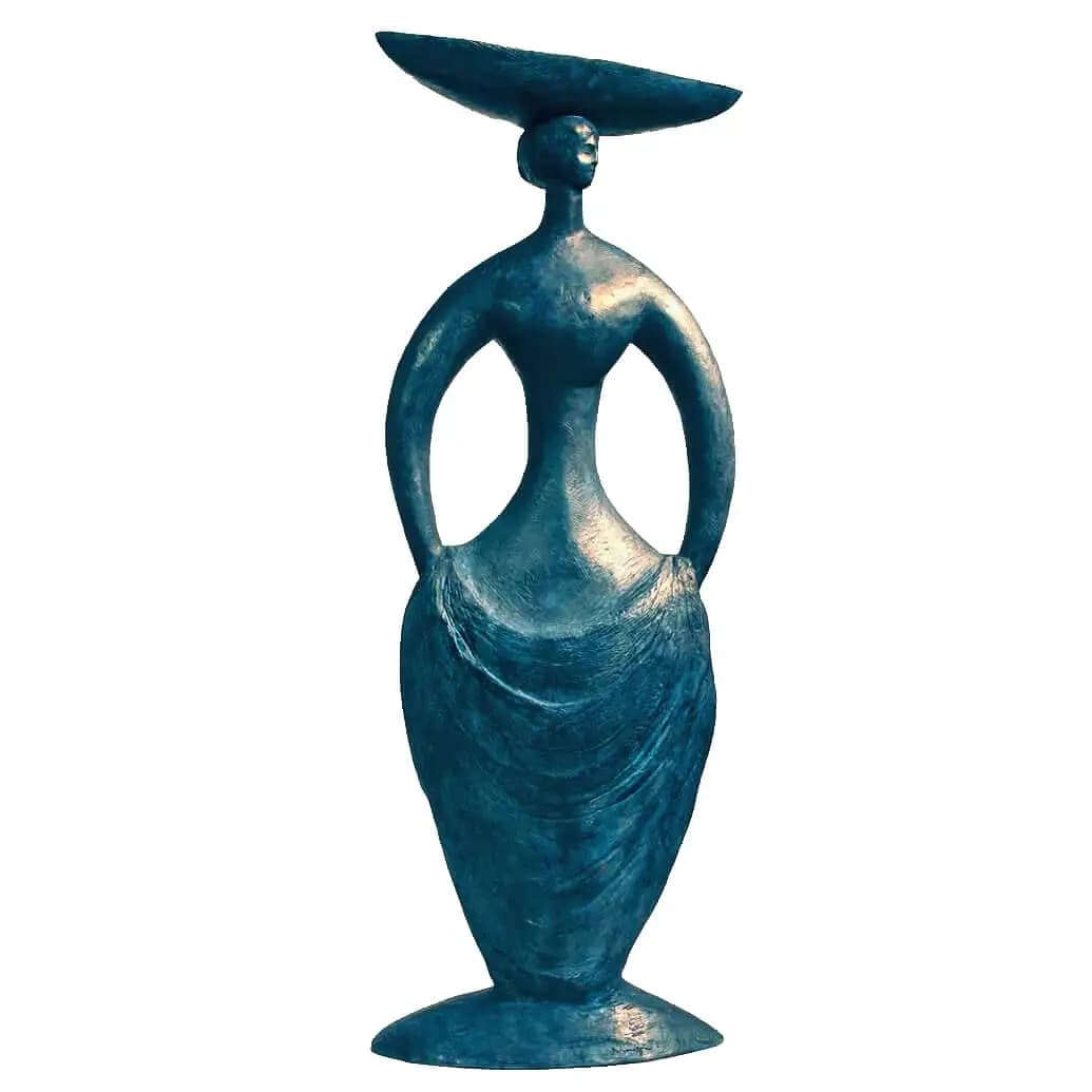 Shona Nunan: Woman by the Sea